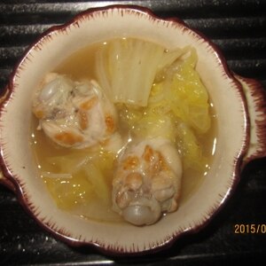 白菜とチキンの煮込みスープ